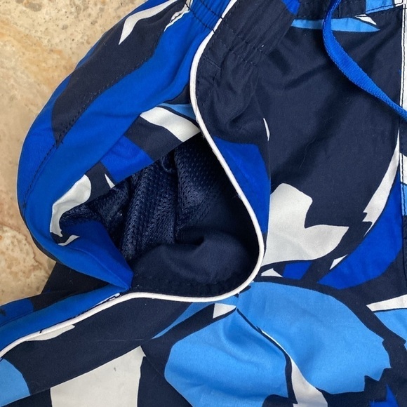 NWT Nike Swim trunks board shorts Men’s M blue Tropical Pull On Beach Coastal - Picture 4 of 15